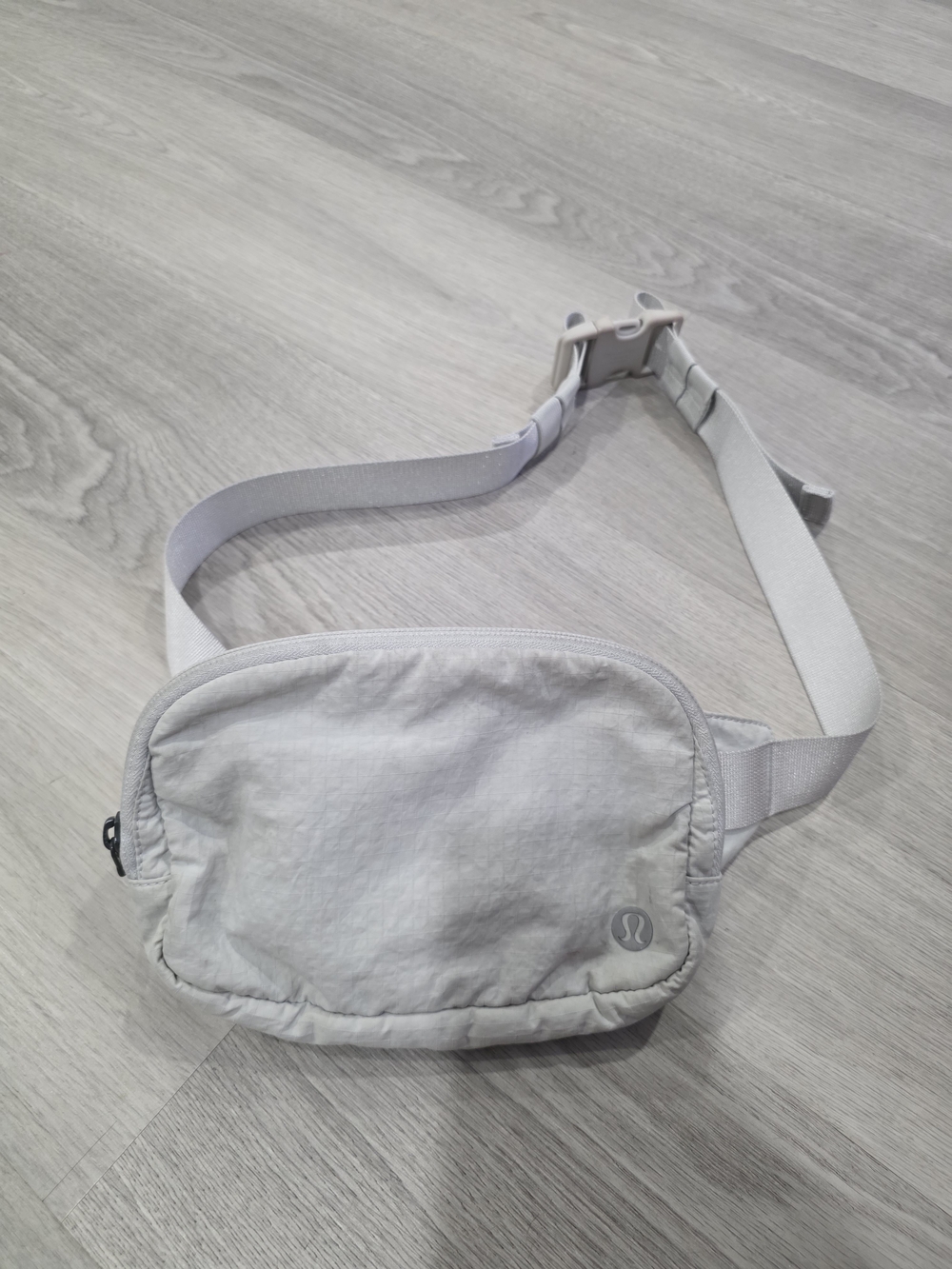 lululemon athletica Light Gray Men's Waist Pack